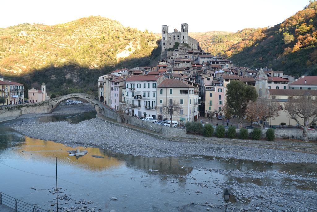 Al Ponte Vecchio Appartamento Dolceacqua Esterno foto