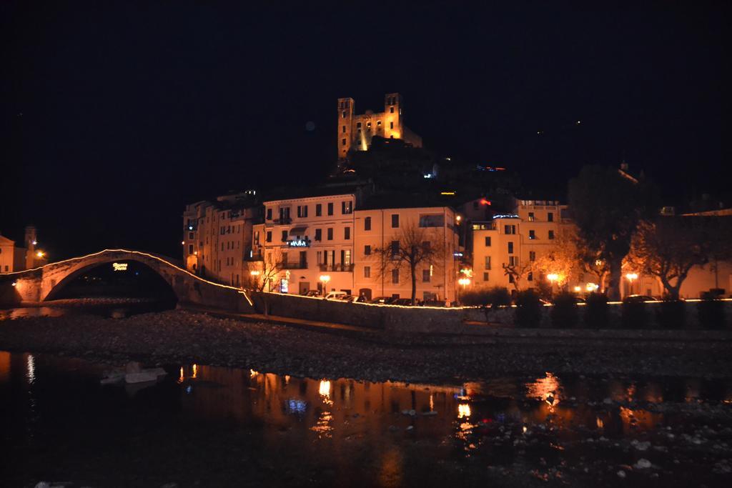 Al Ponte Vecchio Appartamento Dolceacqua Esterno foto